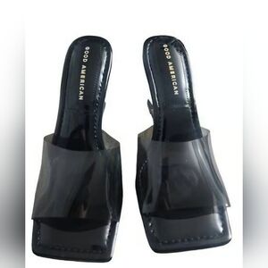 Good American Cinderella square-toe sandal